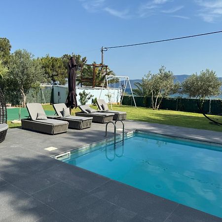 Zoza Luxury Villa Isthmia By The Sea With Private Pool Kalamáki Exterior foto
